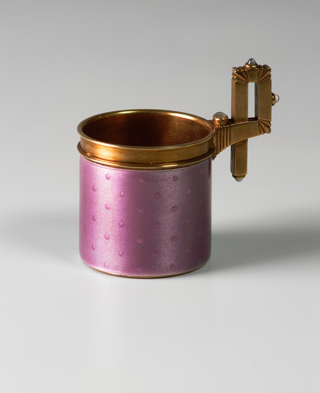 Cup, mellan 1899 och 1908 av Factory Fabergé Russian Master