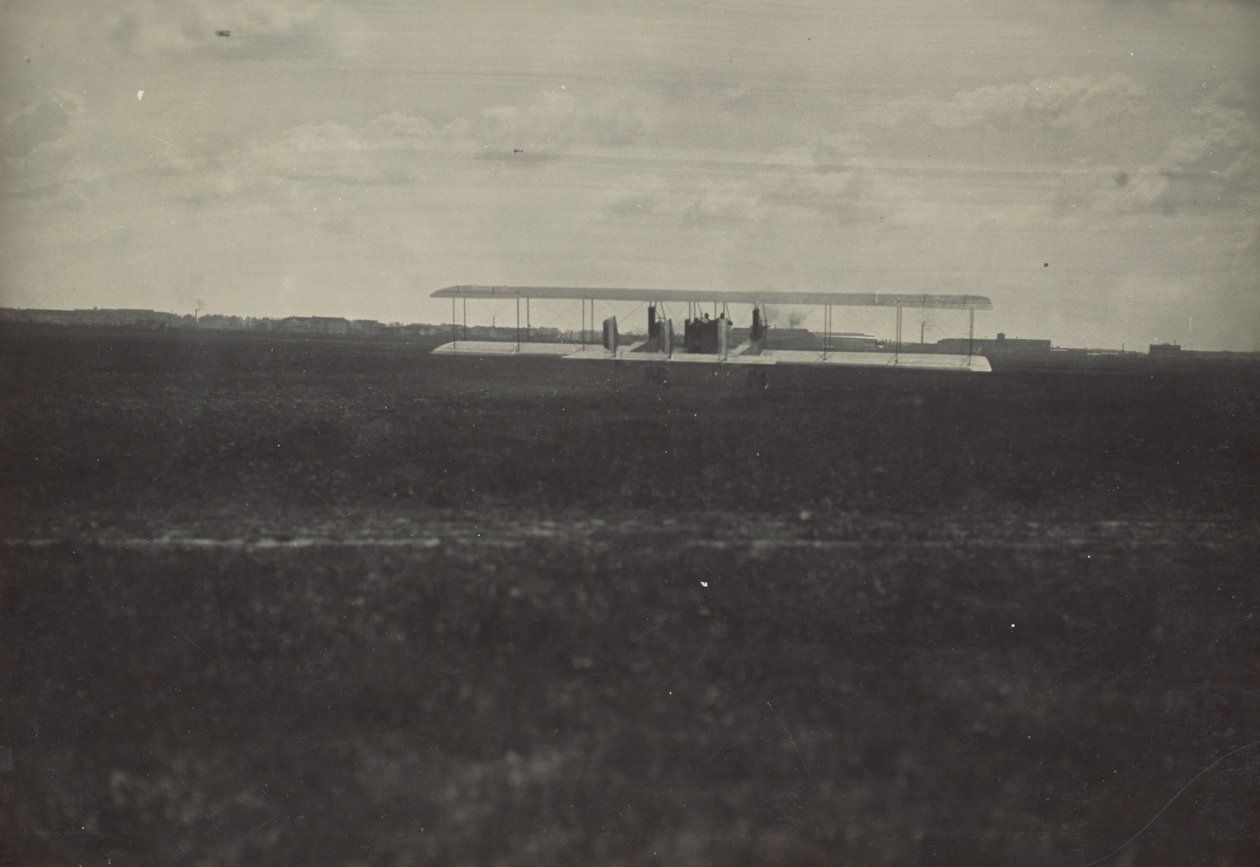 [Caproni Ca. 36 bakifrån] av Fedele Azari