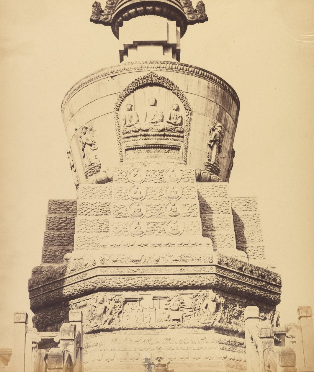 Arkitektonisk utsikt över Lama-templet nära Pekin, oktober 1860 av Felice Beato
