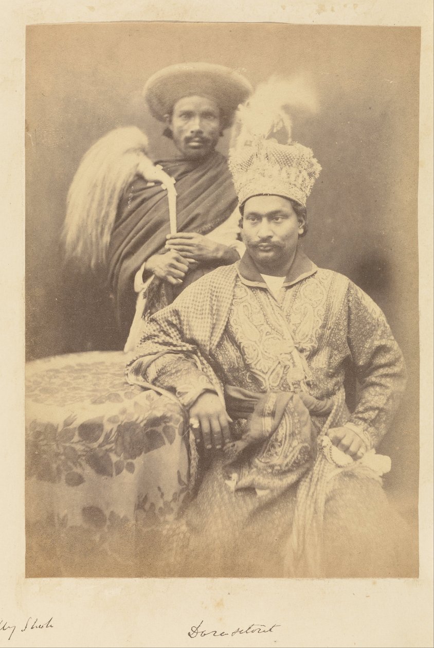 [Doresetoter, son till Umjud Ally Shah, och hans tjänare] av Felice Beato