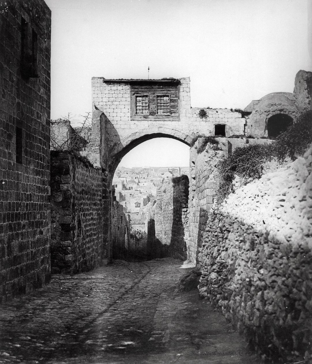 Ecce Homo Arch, 1857 av Felice Beato