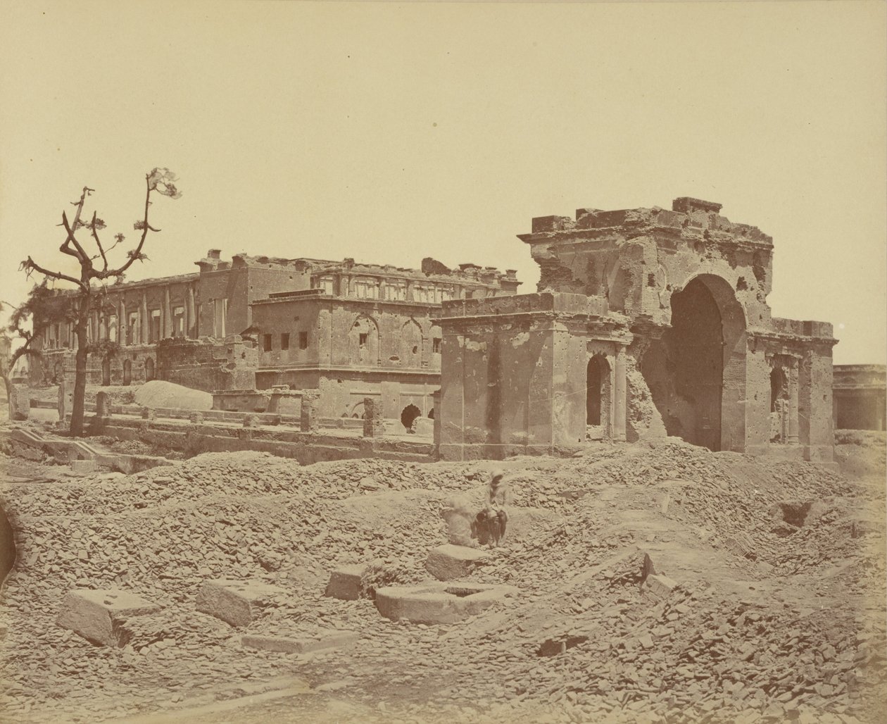 Gateway och banketthall, Lucknow av Felice Beato