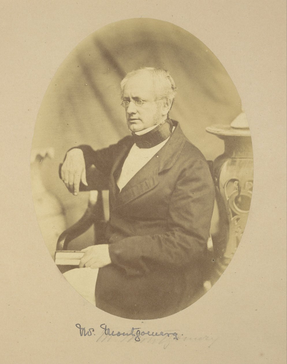 Porträtt av Sir Robert Montgomery, Esq., B.C.S, Chief Commissioner i Oude av Felice Beato