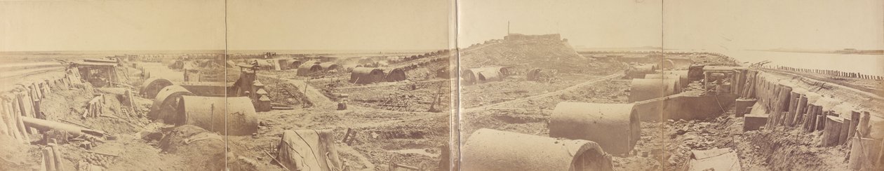 Bak på Taku North Fort efter dess fångst som visar den kinesiska arméns reträtt av Felice Beato