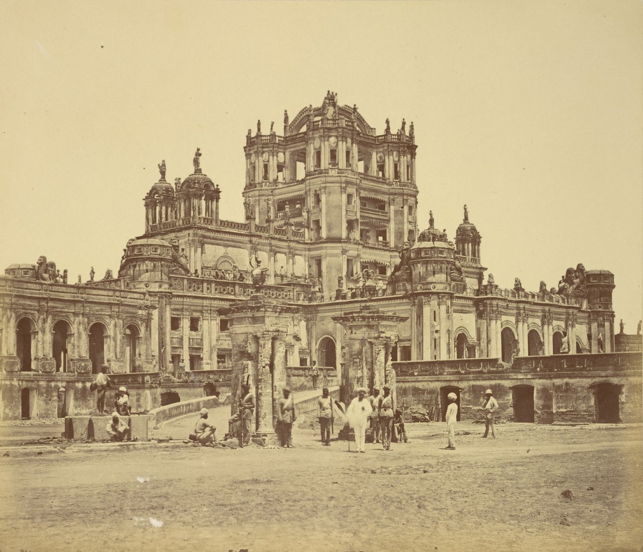 [The Martinière College] av Felice Beato