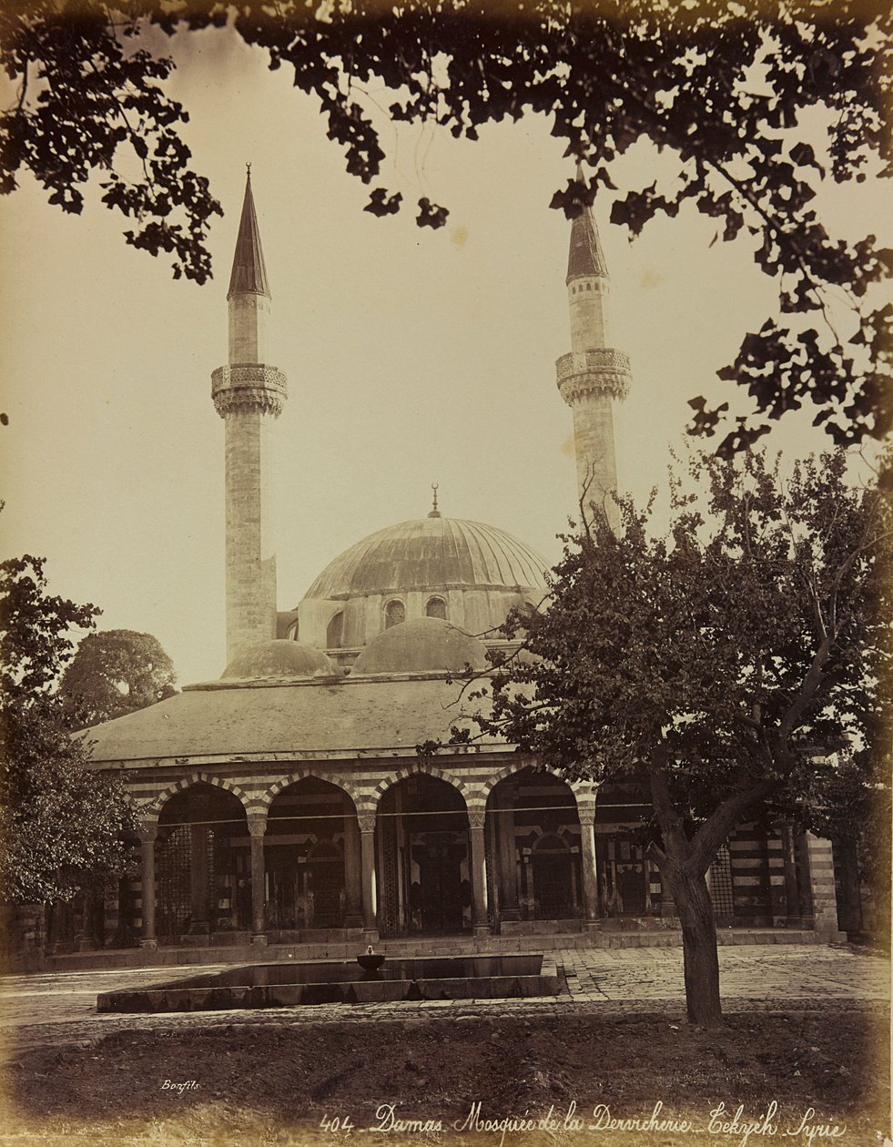 Album "Damas och Baalbek": Moskén i Damaskus av Félix Bonfils