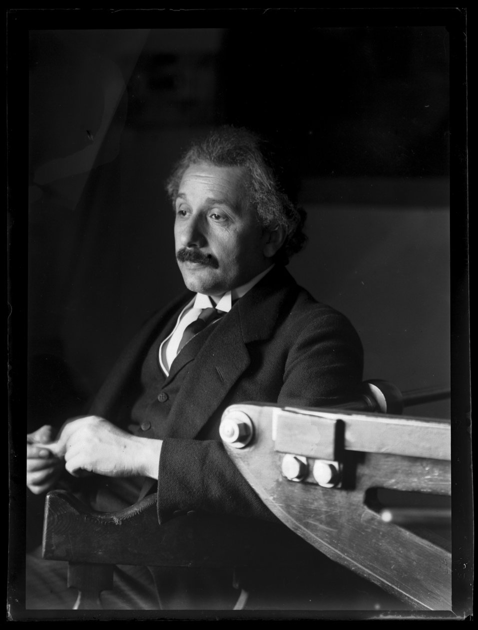 Bild på Albert Einstein (1879-1955) av Ferdinand Schmutzer