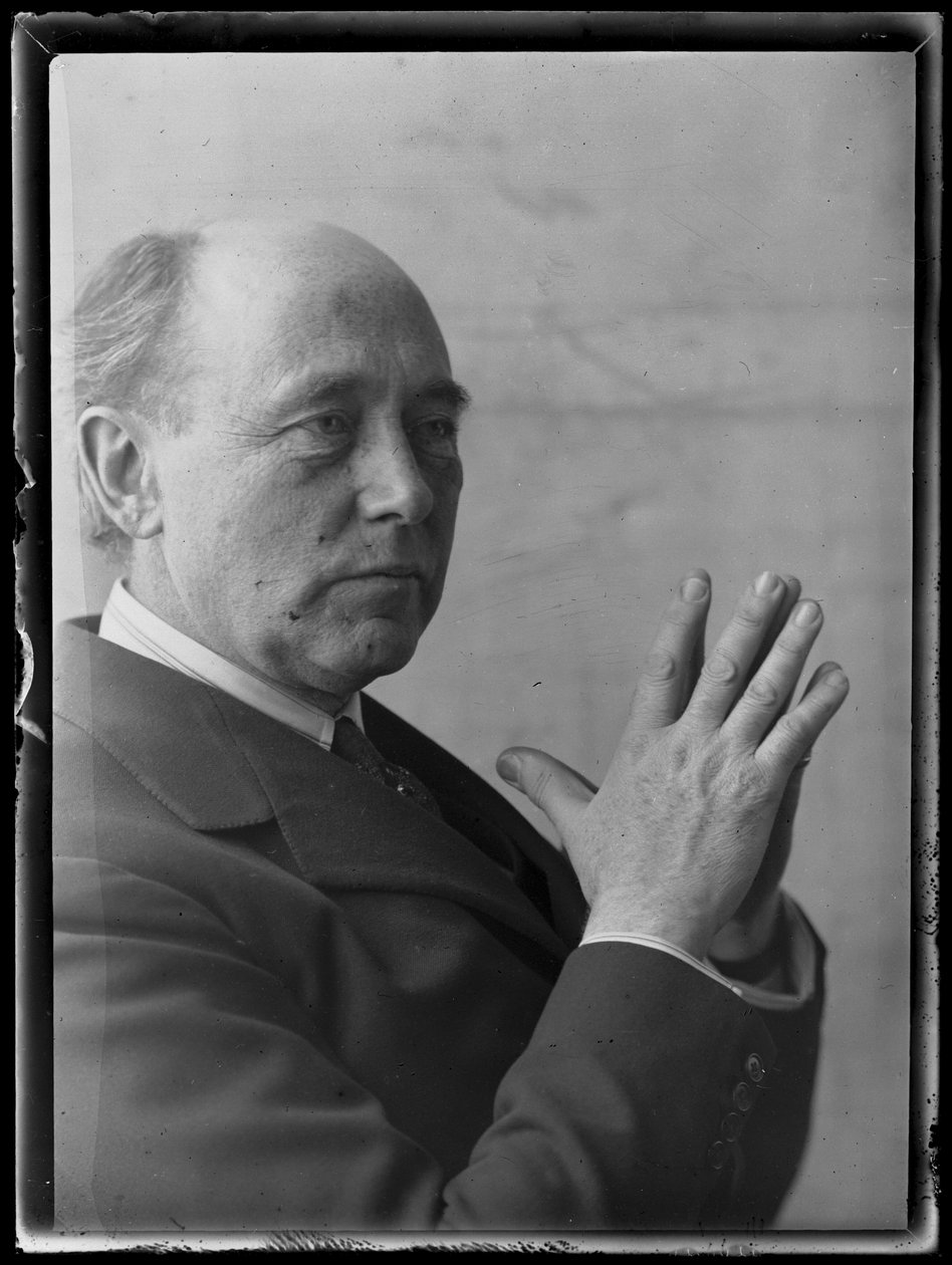 Bild på Felix Weingartner (1863-1942) av Ferdinand Schmutzer