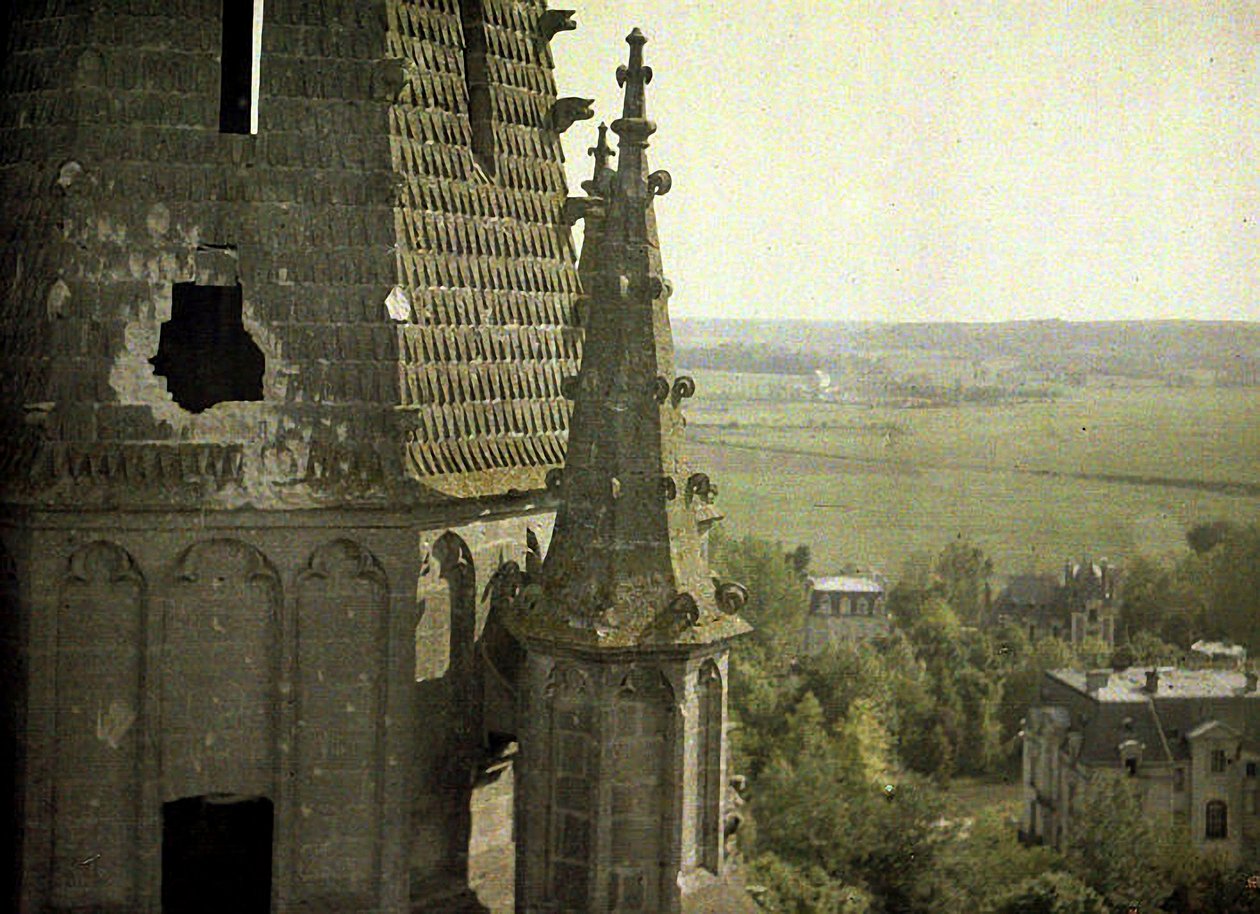 Skador på klostret Saint-Jean-des-Vignes, som skadades svårt av artillerield, Soissons, Aisne, Frankrike, 1917 (autokrom) av Fernand Cuville