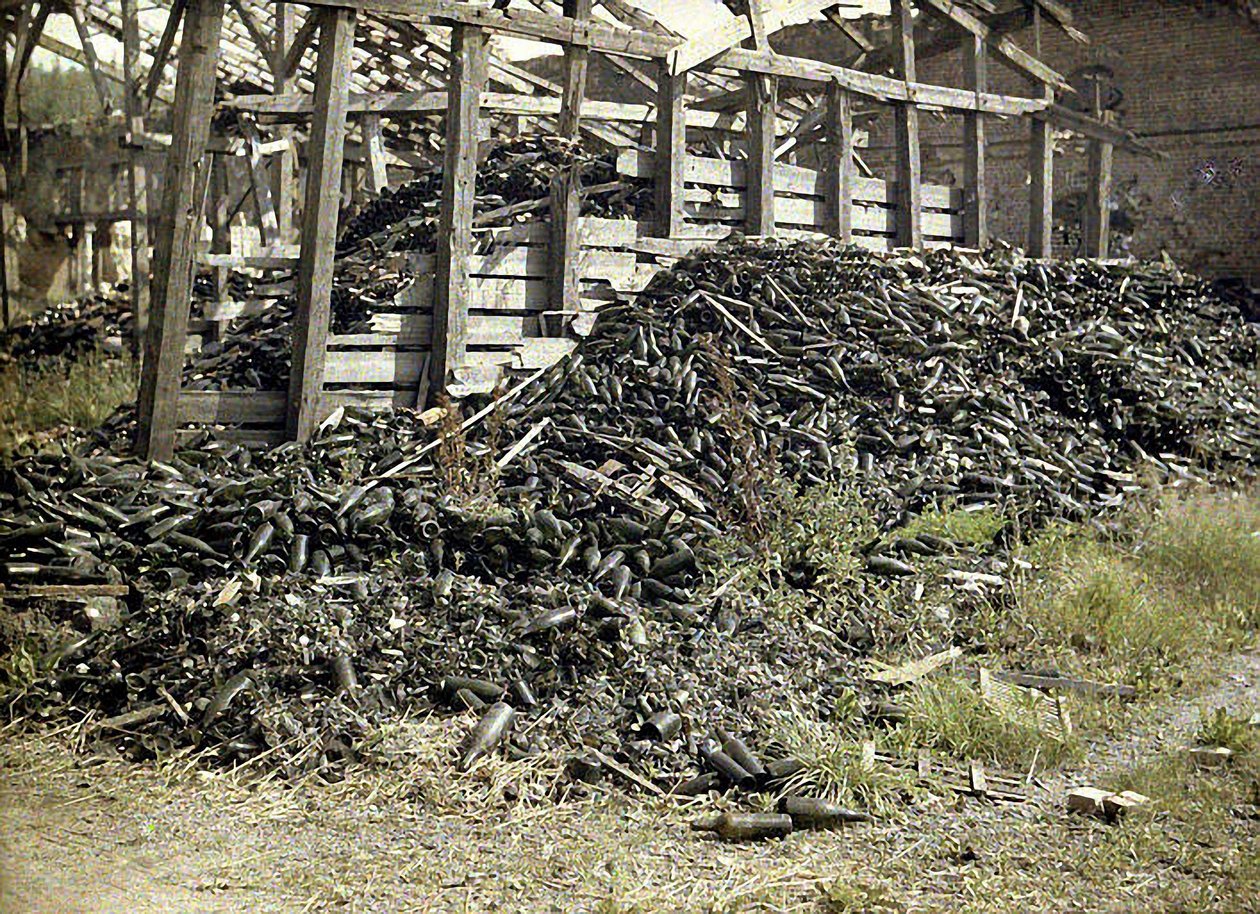 Ruinerna av det hårt skadade Vauxrot-destilleriet, Cuffies, Aisne, Frankrike, 1917 (autokrom) av Fernand Cuville