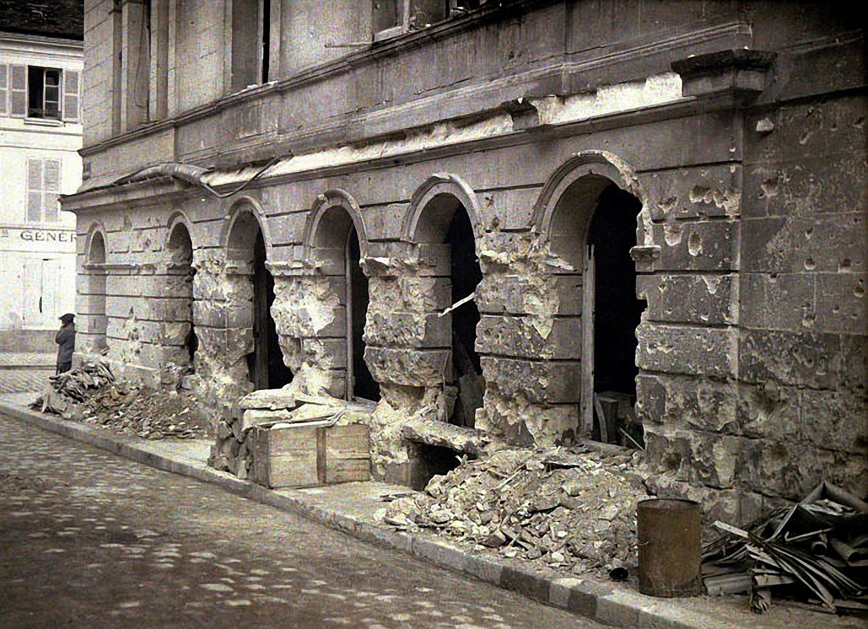 Soissons, efter bombningen den 5 juli, Aisne, Frankrike, 1917 (autokrom) av Fernand Cuville