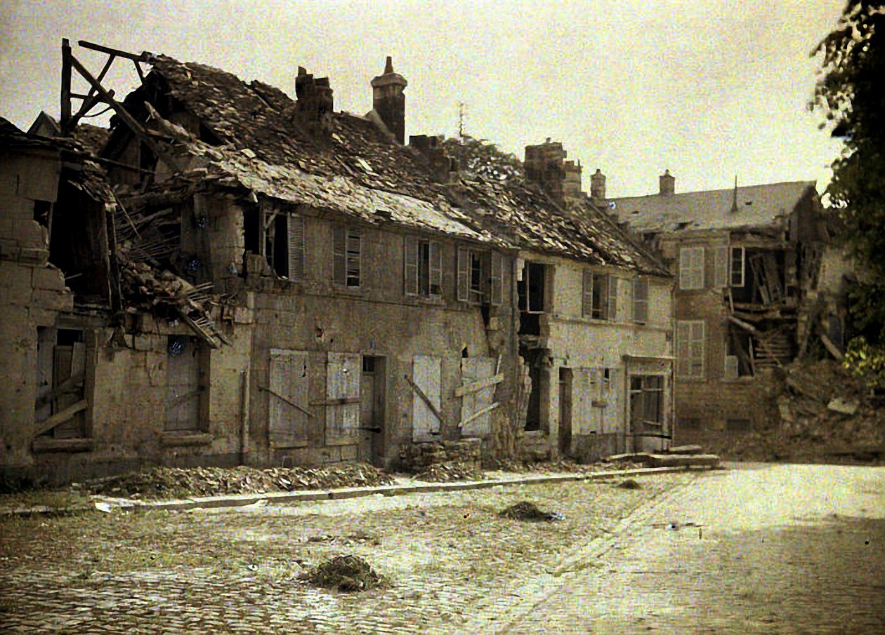 Vy över ruinerna, Soissons, Aisne, Frankrike, 1917 (autokrom) av Fernand Cuville