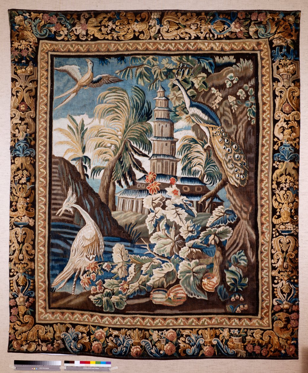flamländsk gobeläng. Så kallad verdure. Tillverkning av Oudenaarde. Privat samling. 1600-talet (?). av Flemish School