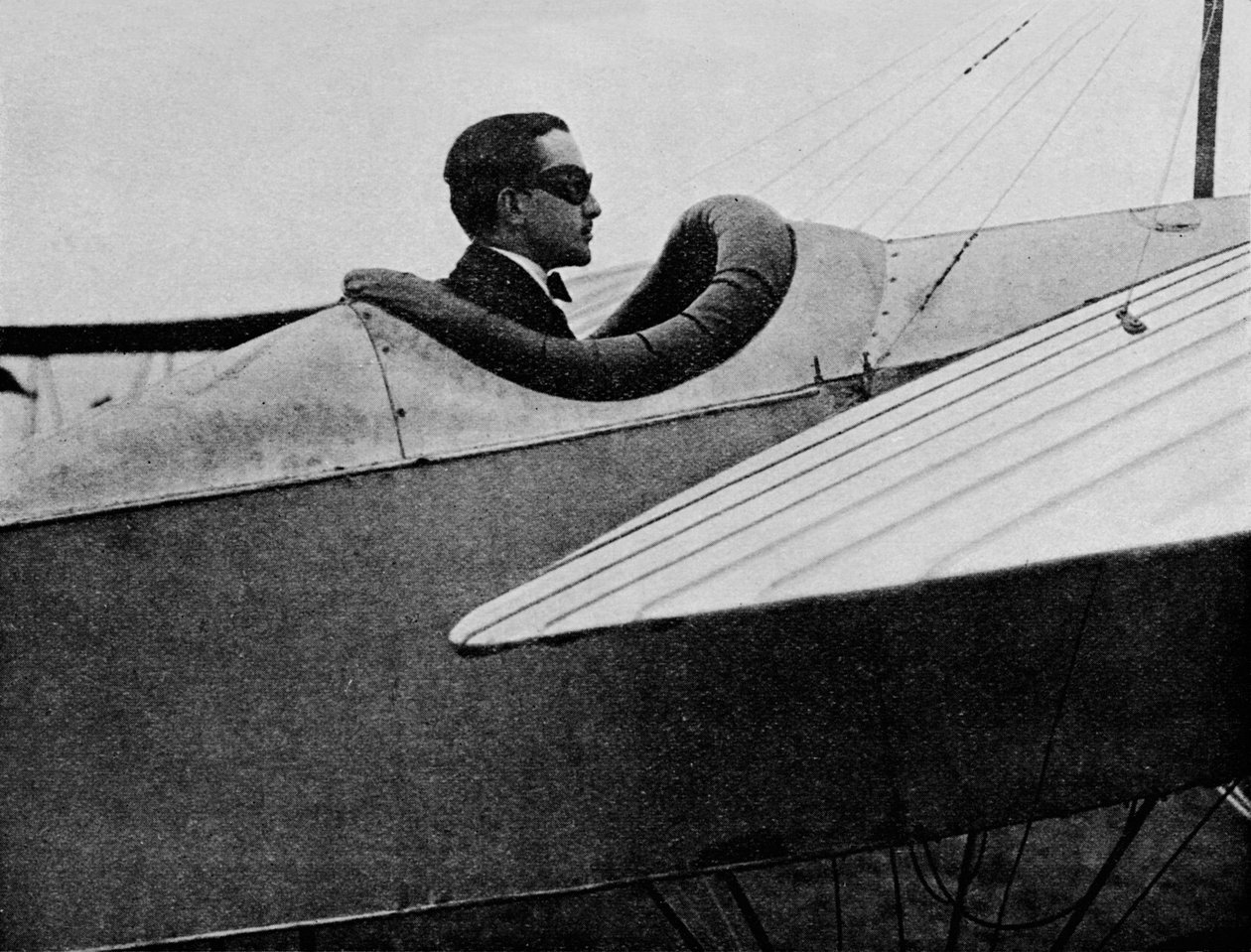 En stor längdpilot: Mr WB Rhodes-Moorhouse, 1912 1933. av Flight Photo