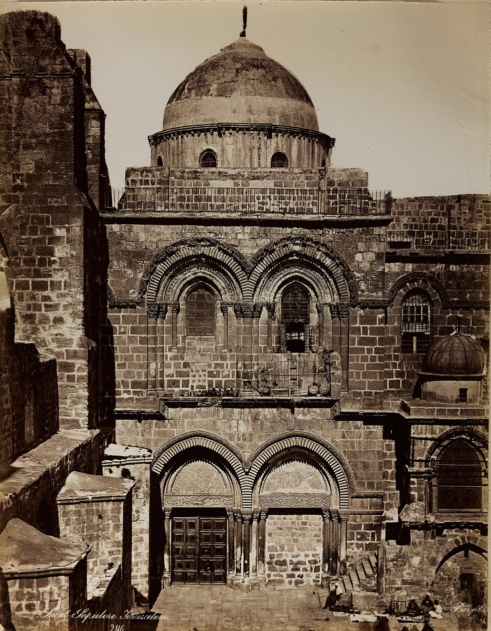 Album Palestina 1887: Heliga gravens basilika i Jerusalem av Félix Bonfils