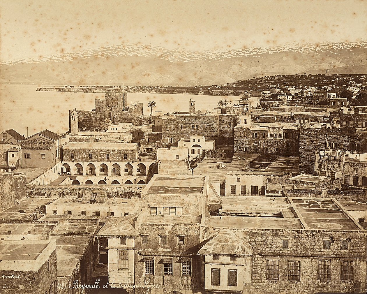 Panoramautsikt över Beirut, Libanon av Félix Bonfils