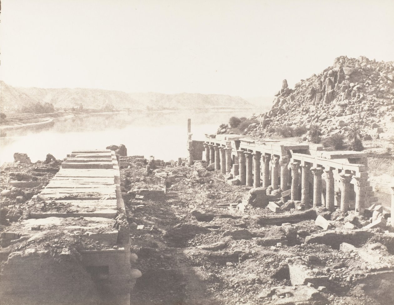 Fil Philae Island, allmän bild tagen från punkt I, på plattformen..., 1851-52, tryckt 1853-54. av Félix Teynard
