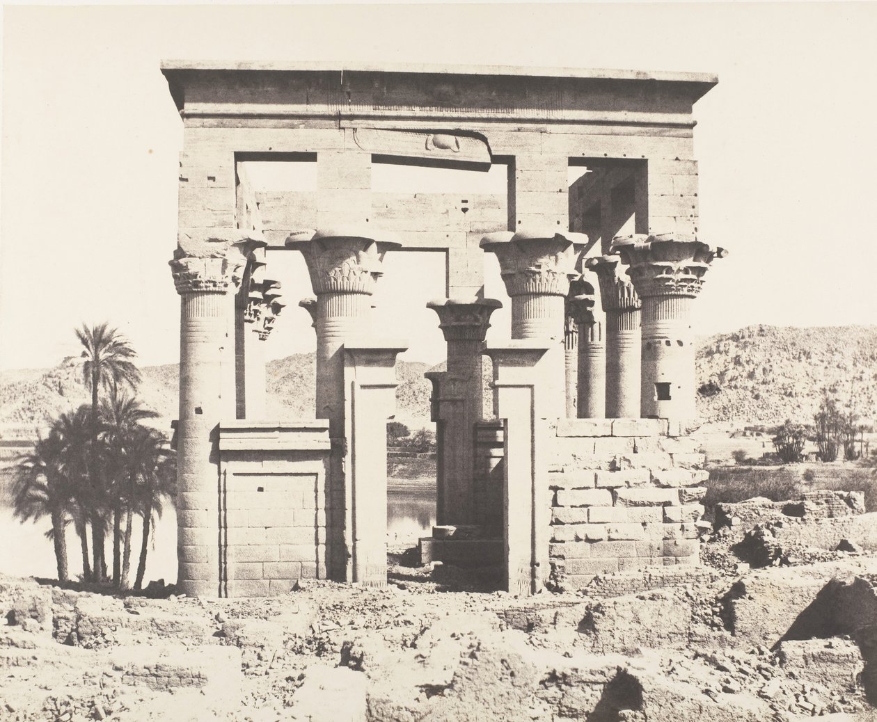 Ön Fileh Philæ, byggnad från öst - Västra fasaden - Utsikt över P..., 1851-52, tryckt 1853-54. av Félix Teynard