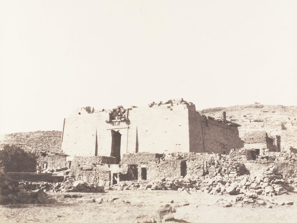 Kalabcheh Talmis, ruinerna av templet - fasad och inhägnadsvägg, 1851-52, tryckt 1853-54. av Félix Teynard