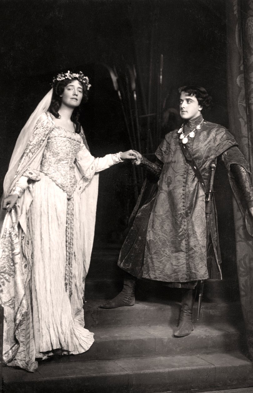 Dorothea Baird 1875-1933 och Harcourt Williams 1880-1957 i Paola och Francesca, 1907. av Foulsham and Banfield