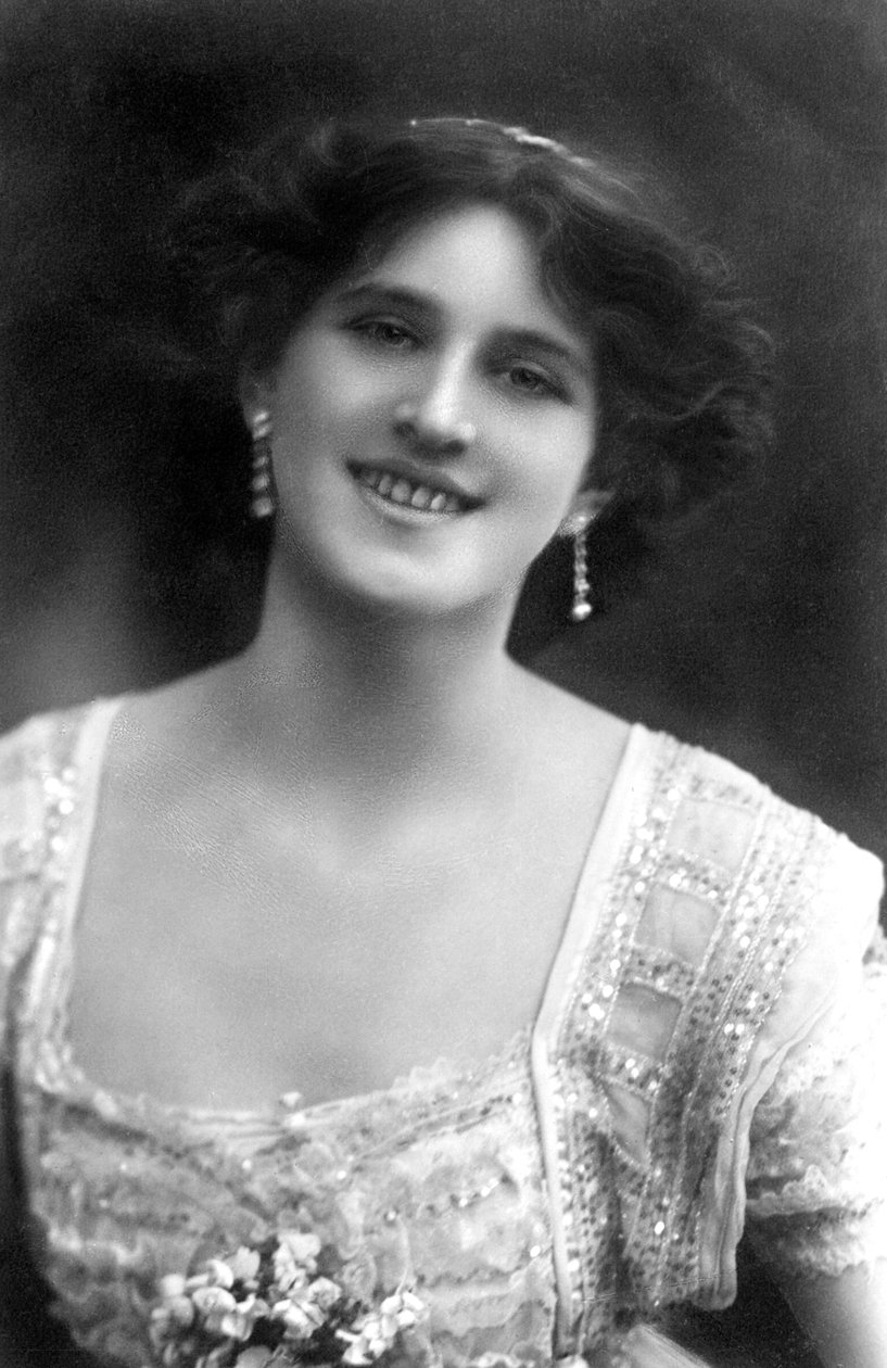 Zena Dare 1887-1975, engelsk skådespelerska, 1908. av Foulsham and Banfield
