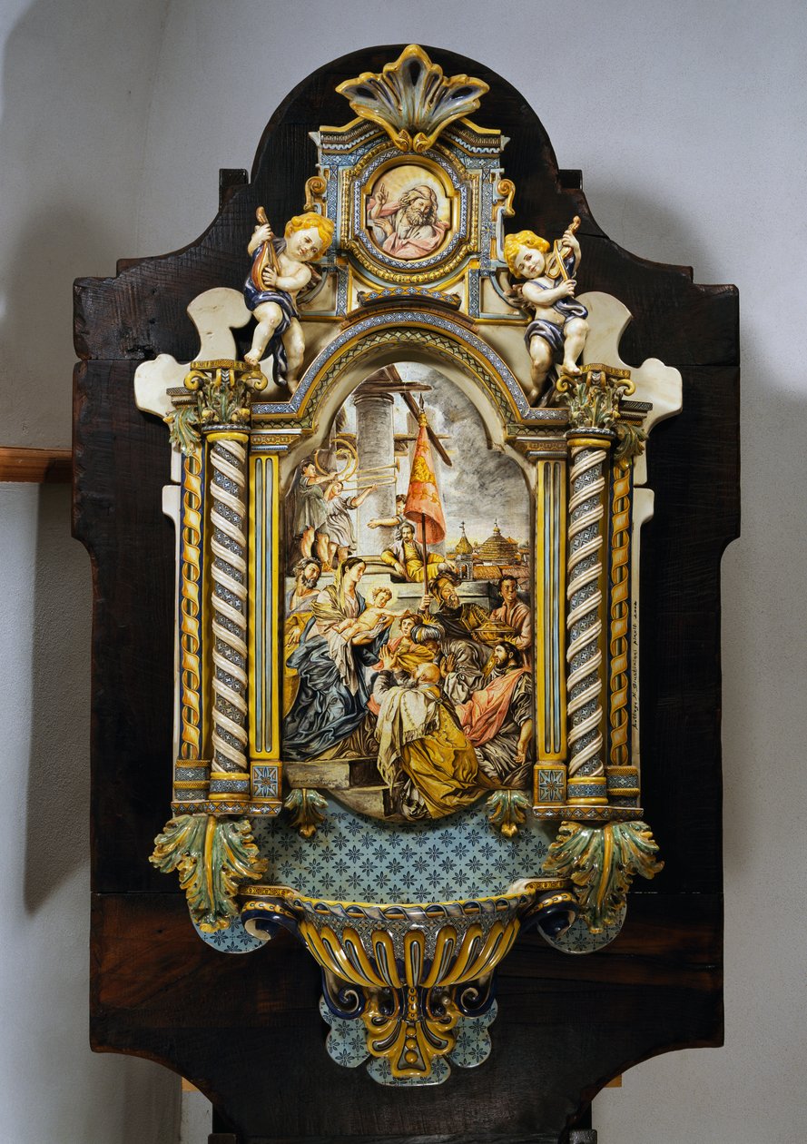 Stor vigvattenfont i målad majolika med central scen från målningen Adoration of the Magi av Francesco Solimena (1657-1747), Italien, 1900-talet av Francesco Solimena