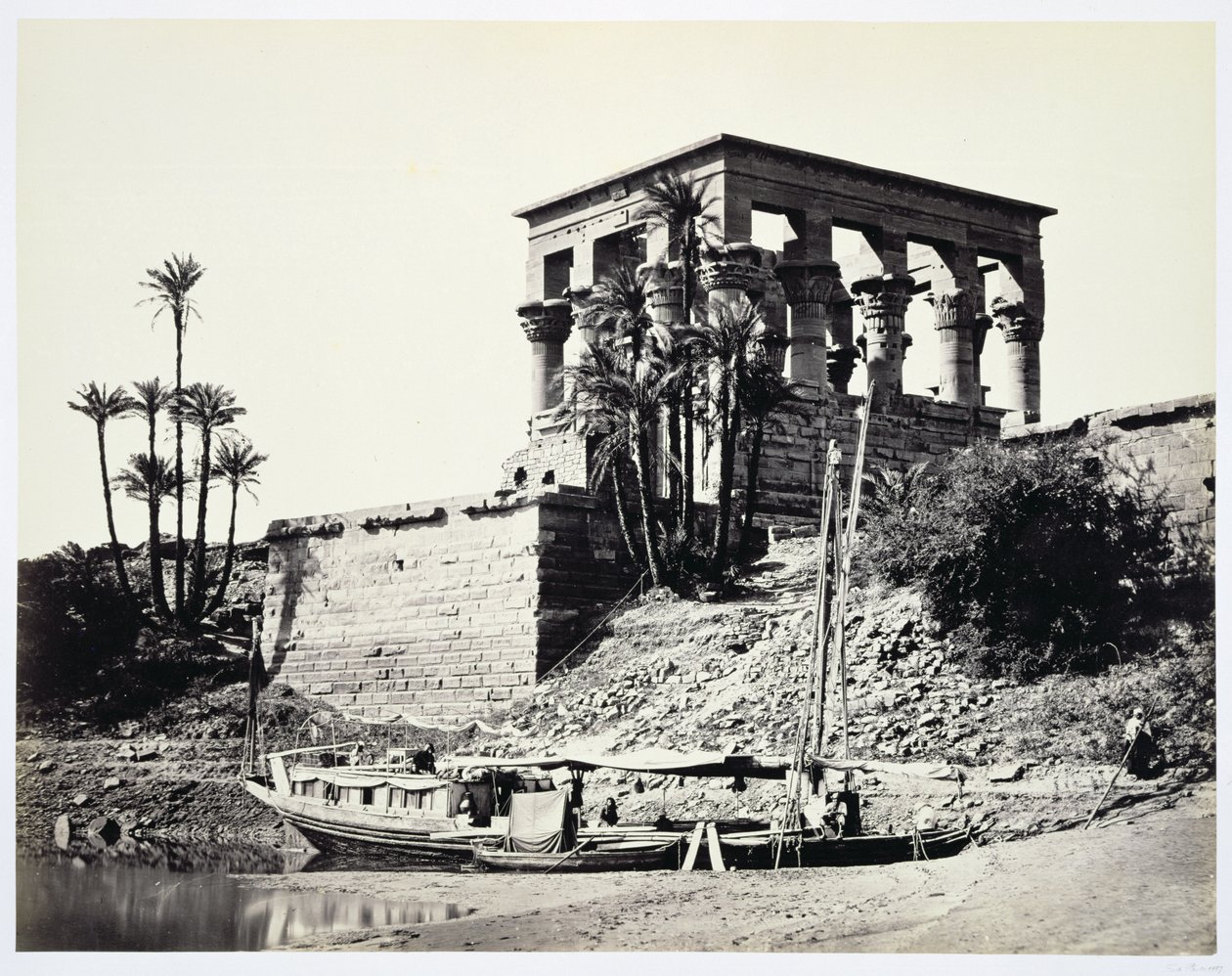 Trajanus kiosk, Philae, Egypten, 1858 av Francis Frith