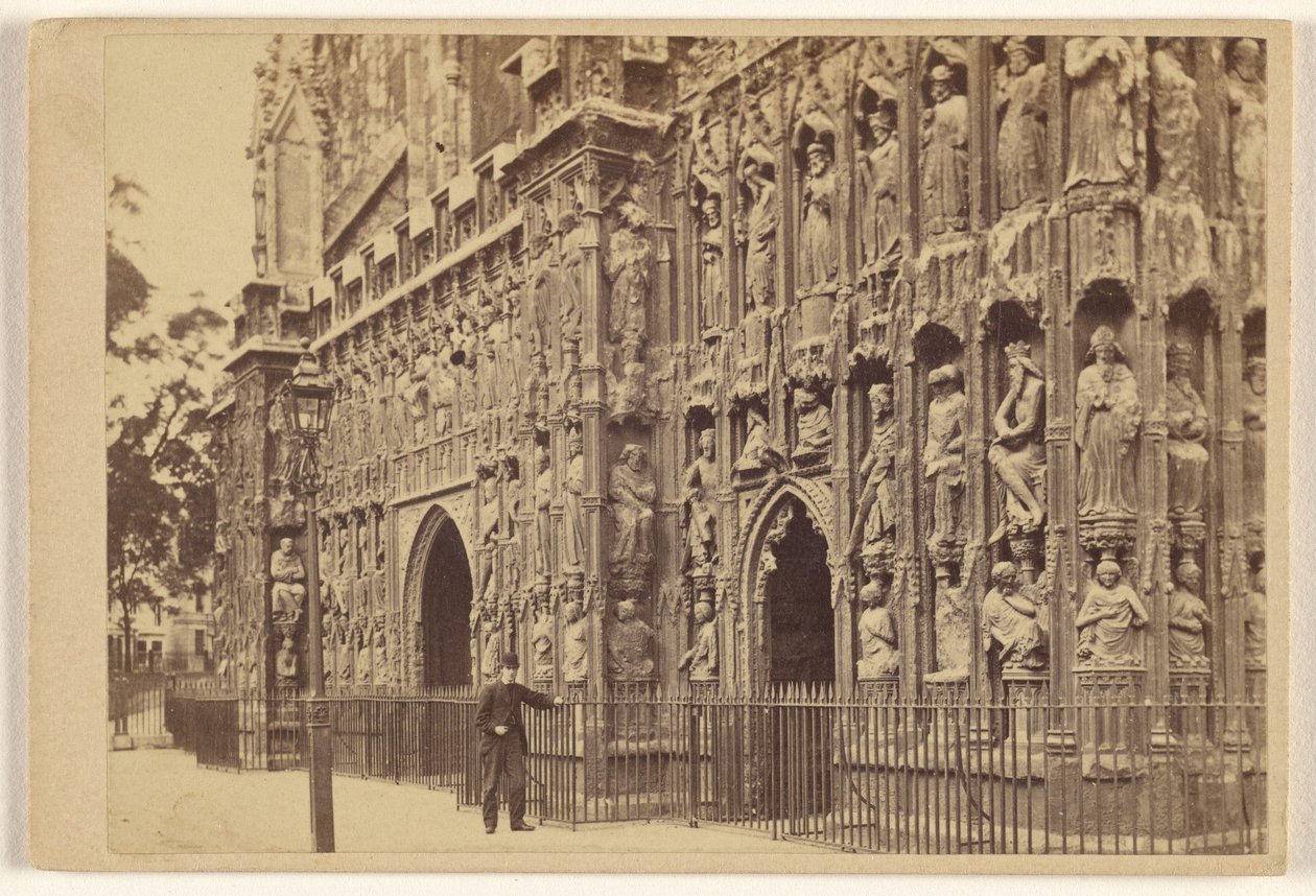 [En katedral, möjligen Exeter] av Francis Bedford