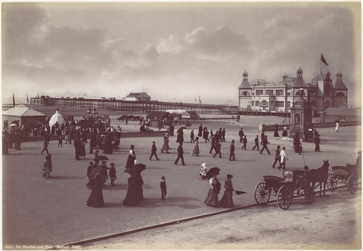 Rhyl. Paviljongen och piren av Francis Bedford