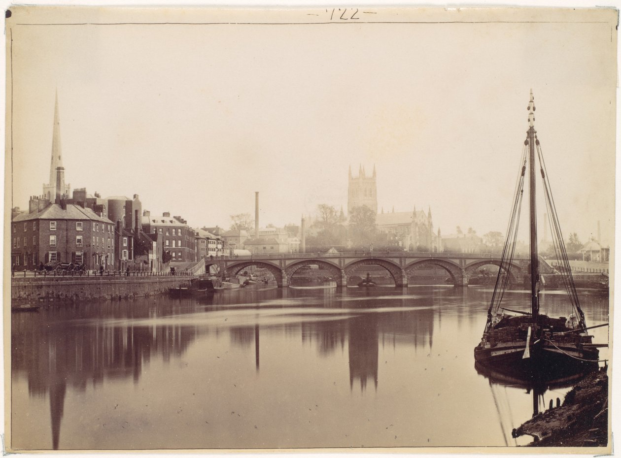 Worcester. Från Severn av Francis Bedford