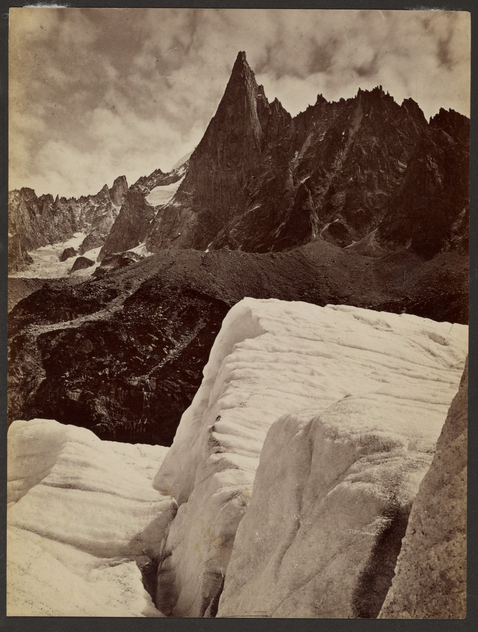 Chamounise, Aguille du Dru av Francis Frith