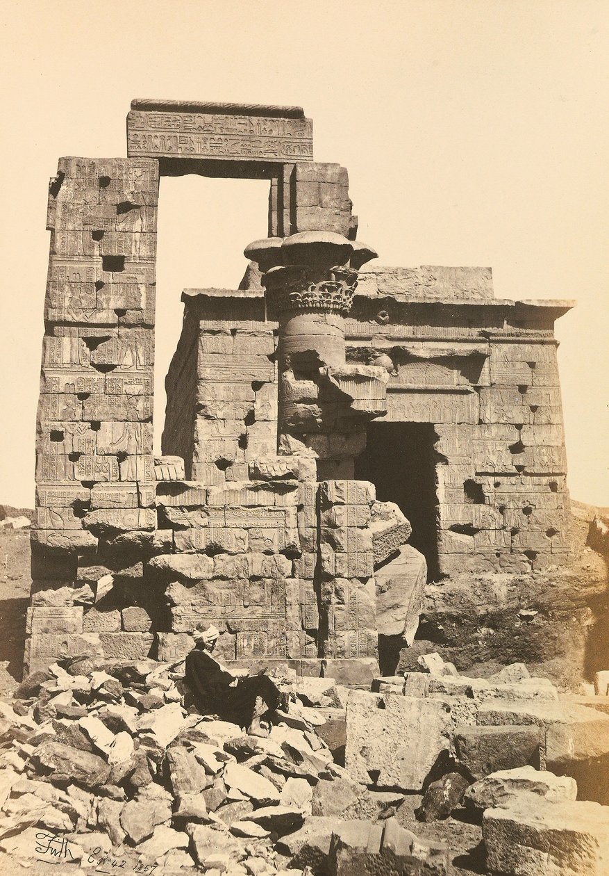 "Egypten och Palestina": ruinerna av staden Hermonthis med Kleopatras tempel vid Erment, nära Thebe, övre Egypten av Francis Frith