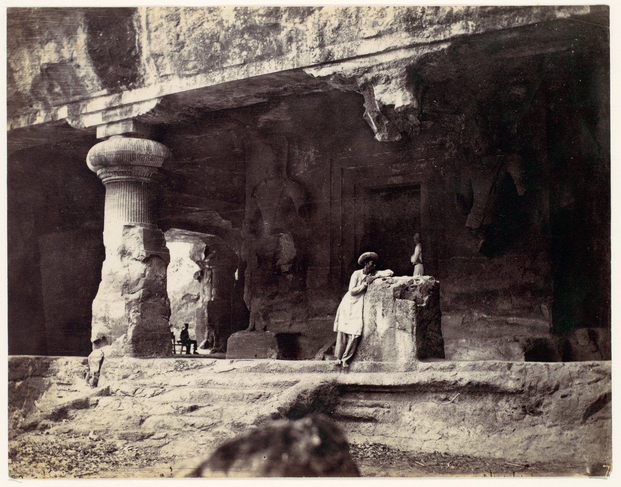 Elephanta från Water Cave, Coombe Martin Bay, Watermouth av Francis Frith