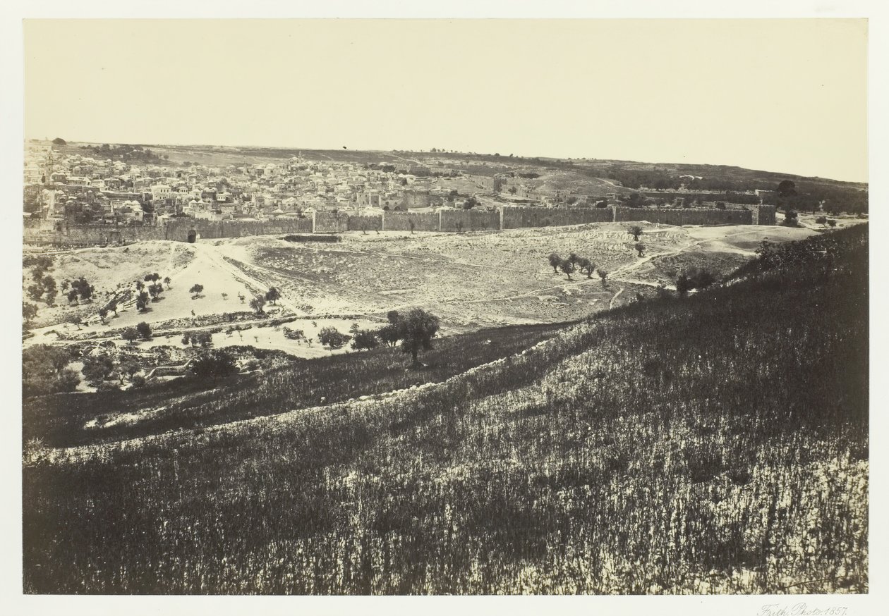 Jerusalem, från Oljeberget, nr 2, 1857. av Francis Frith