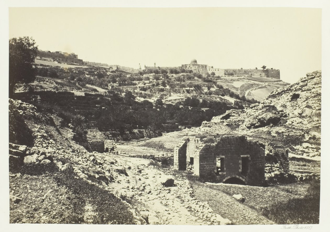 Jerusalem från En-Rogels mur, 1857. av Francis Frith