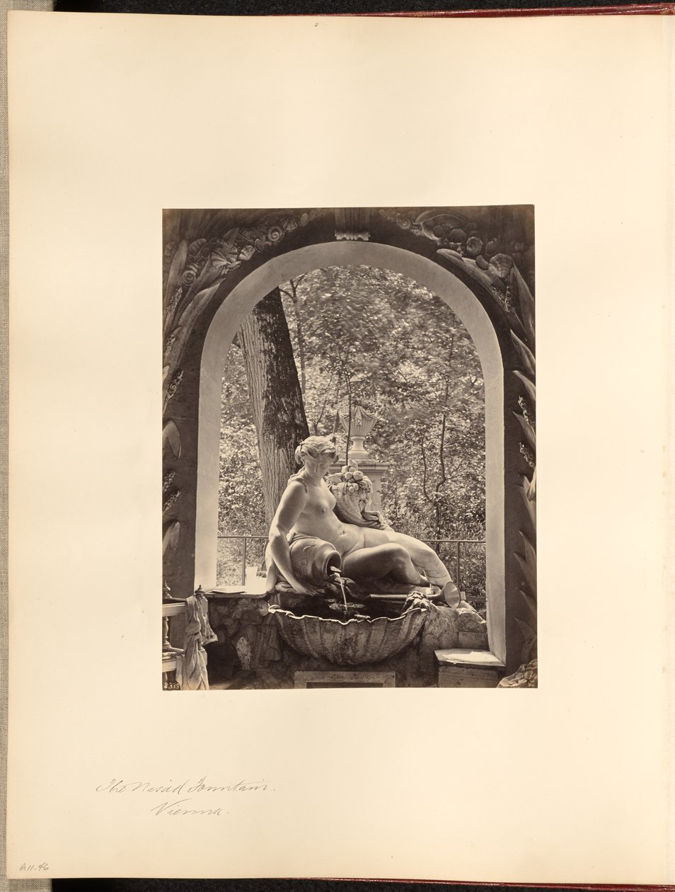 Naiadfontänen, Wien av Francis Frith