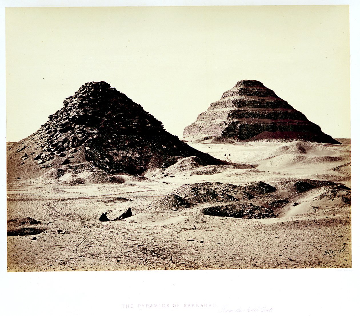 Pyramiderna i Sakkara från nordöst av Francis Frith