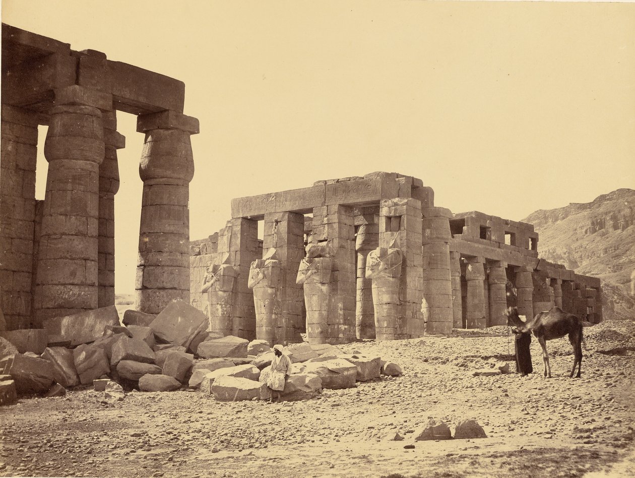 Ramesseum i El-Kurney, Thebe, andra vyn av Francis Frith