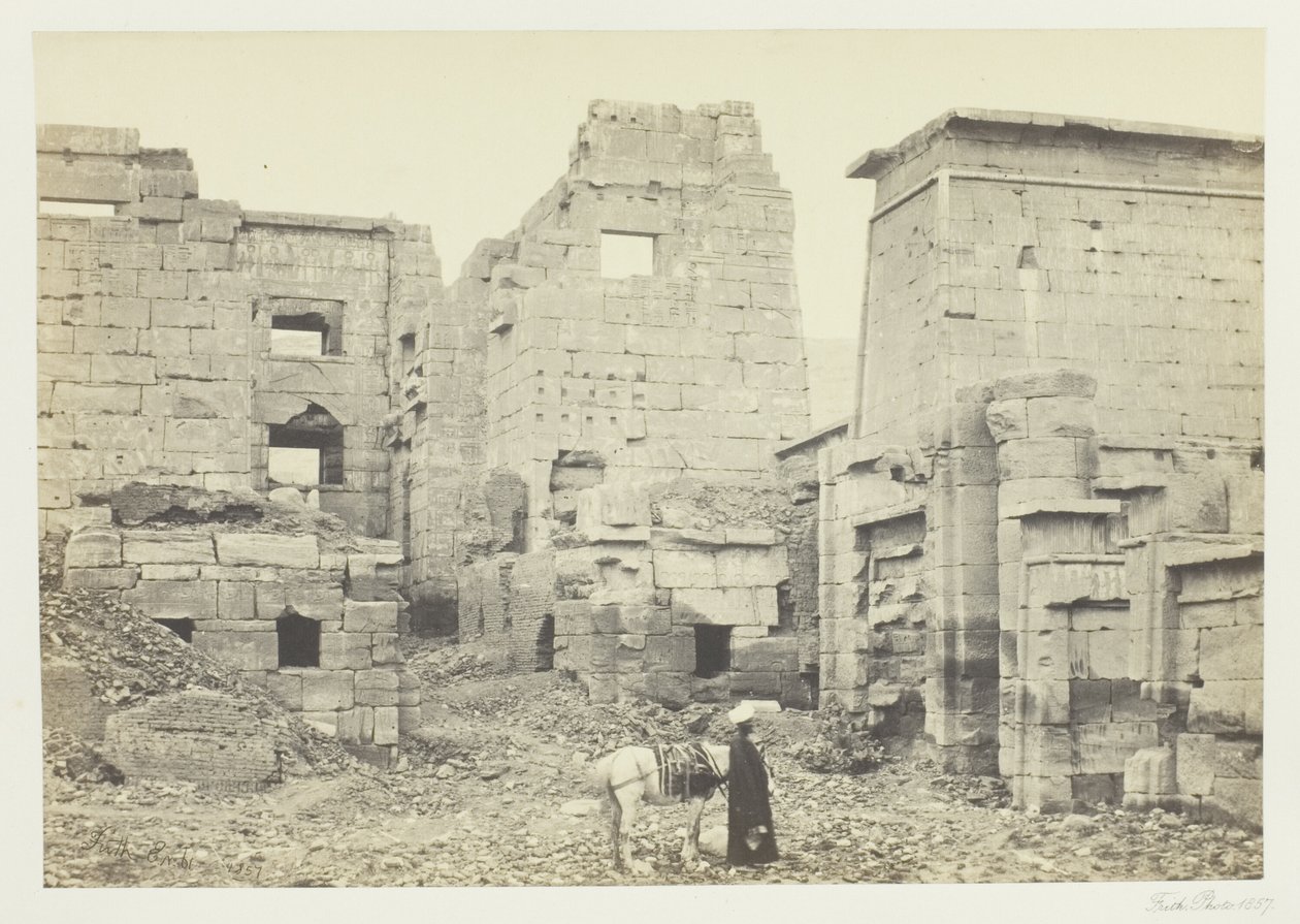 Tempelpalatset, Medinet Haboo av Francis Frith