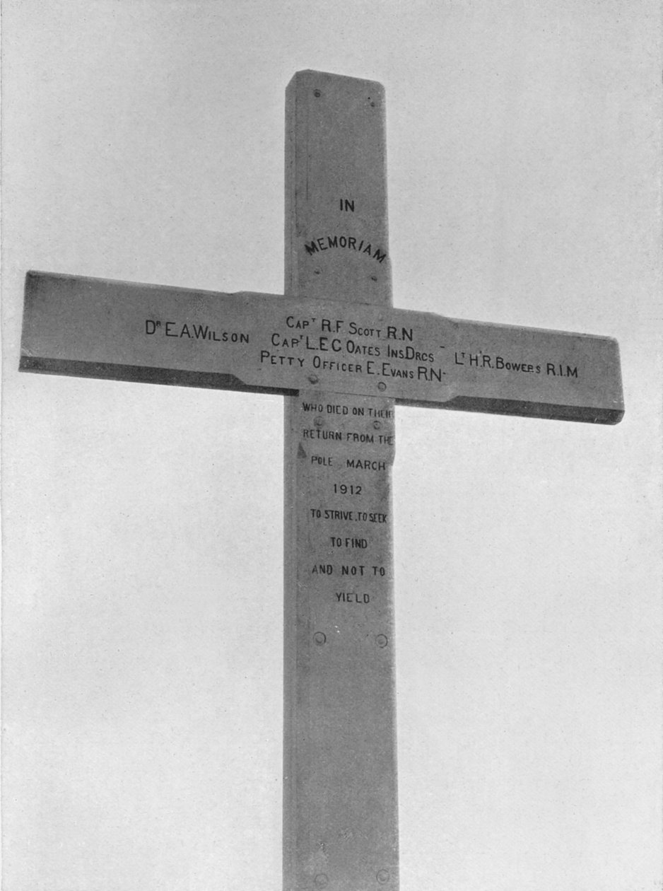 Minneskors uppfört vid Observation Hill till södra partiet, 1913 av Frank Debenham
