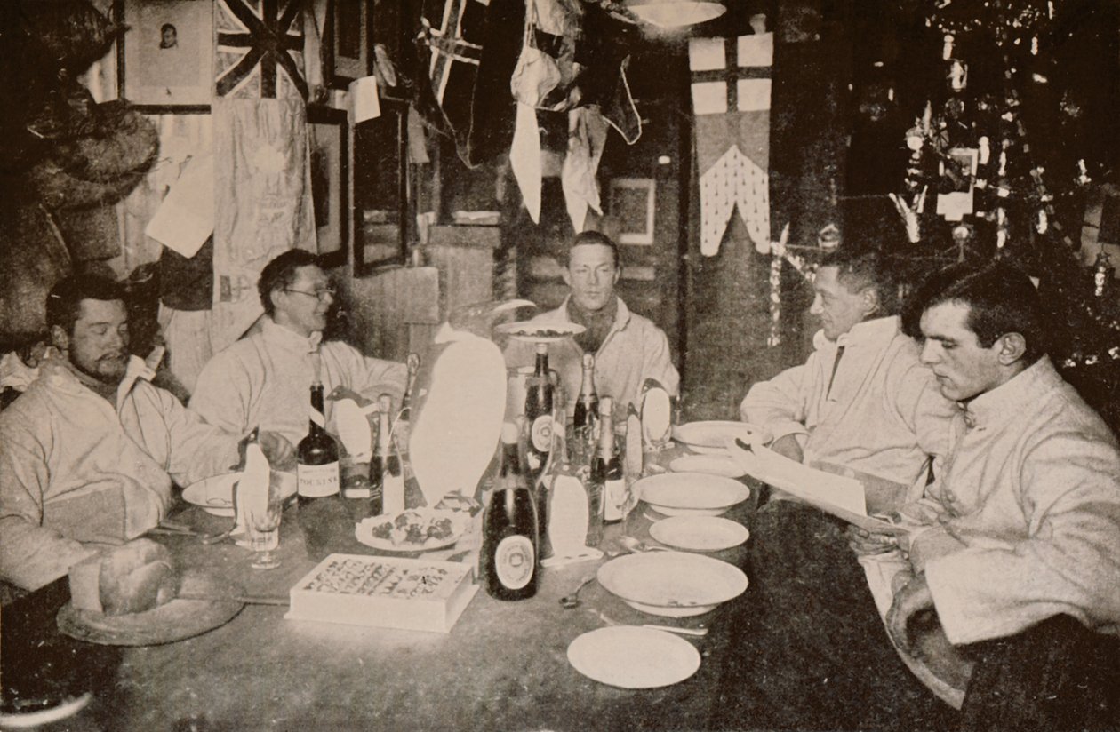 Midvinterdagen, 1912 - Officerarna, 1913. av Frank Debenham