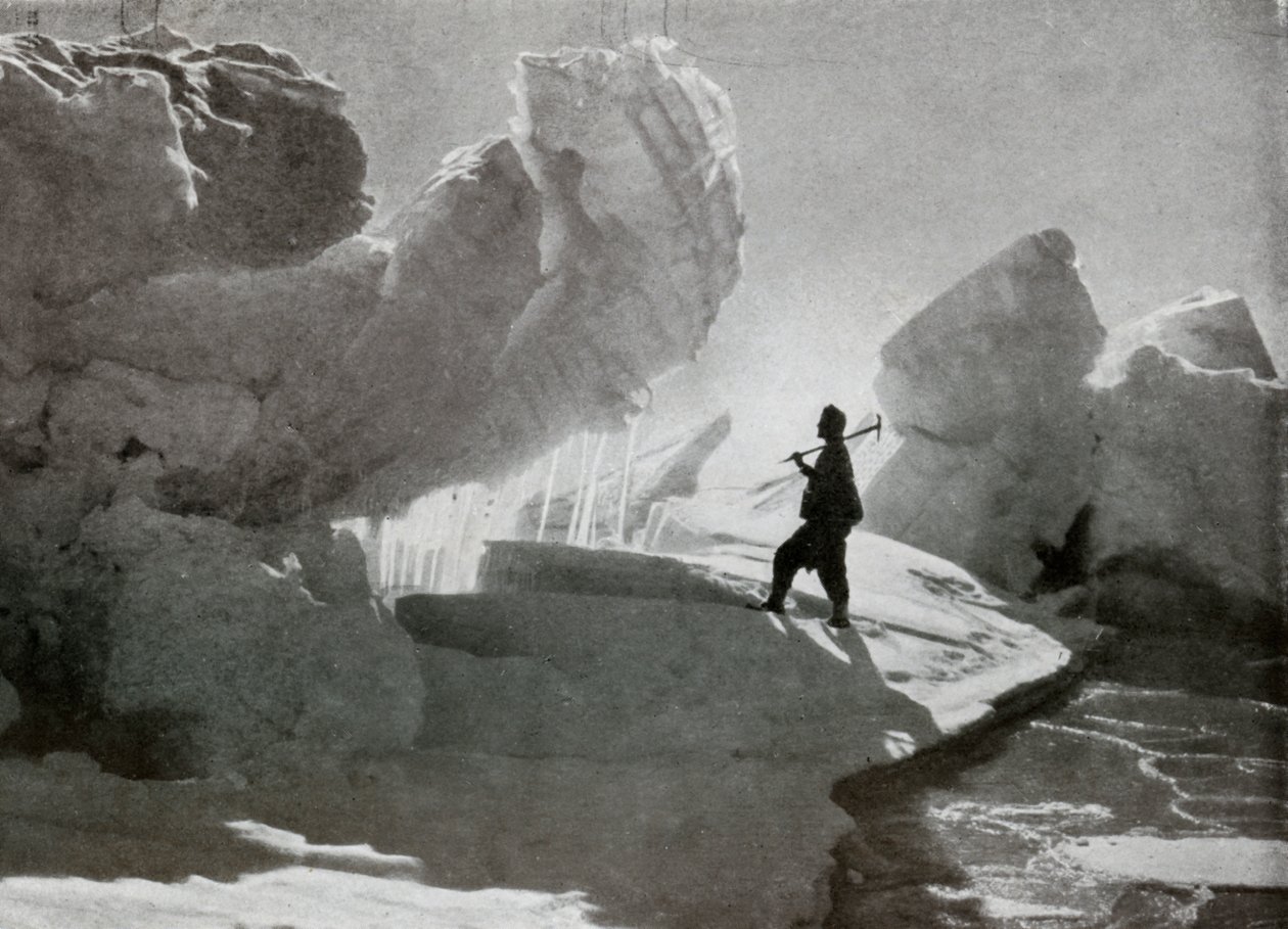 Tryckisblock nära Discovery Bluff, c1911, 1913 av Frank Debenham
