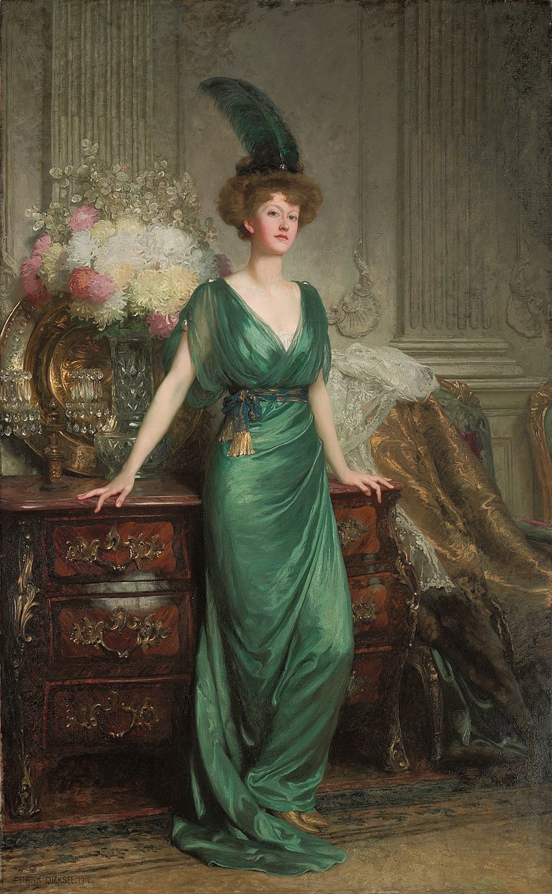Porträtt av Hon. Mrs. Ernest Guinness, stående, iklädd en smaragdklänning och fjäder, 1912 av Frank Dicksee