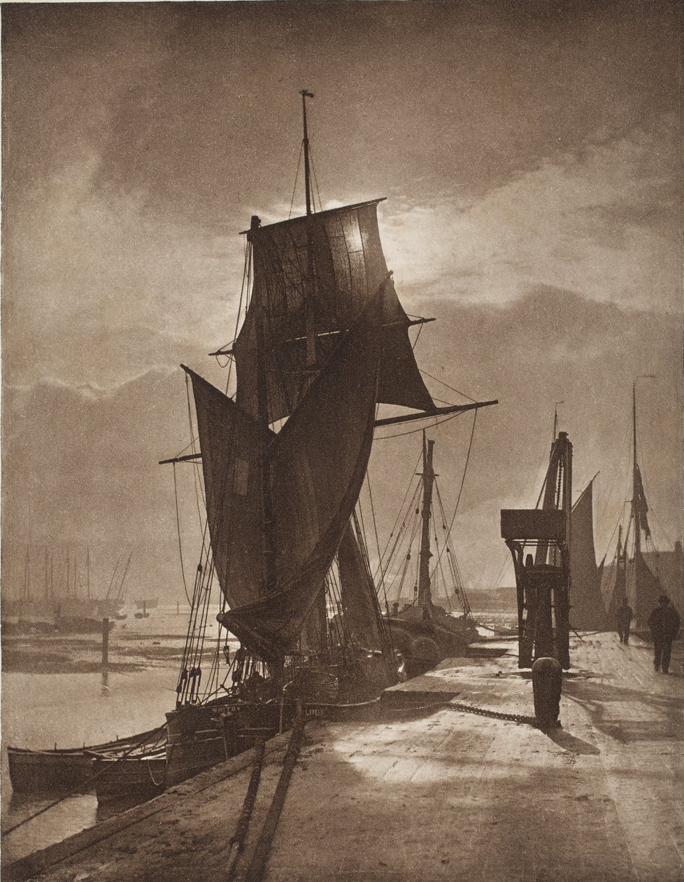 Solsken och regnskur av Frank Meadow Sutcliffe
