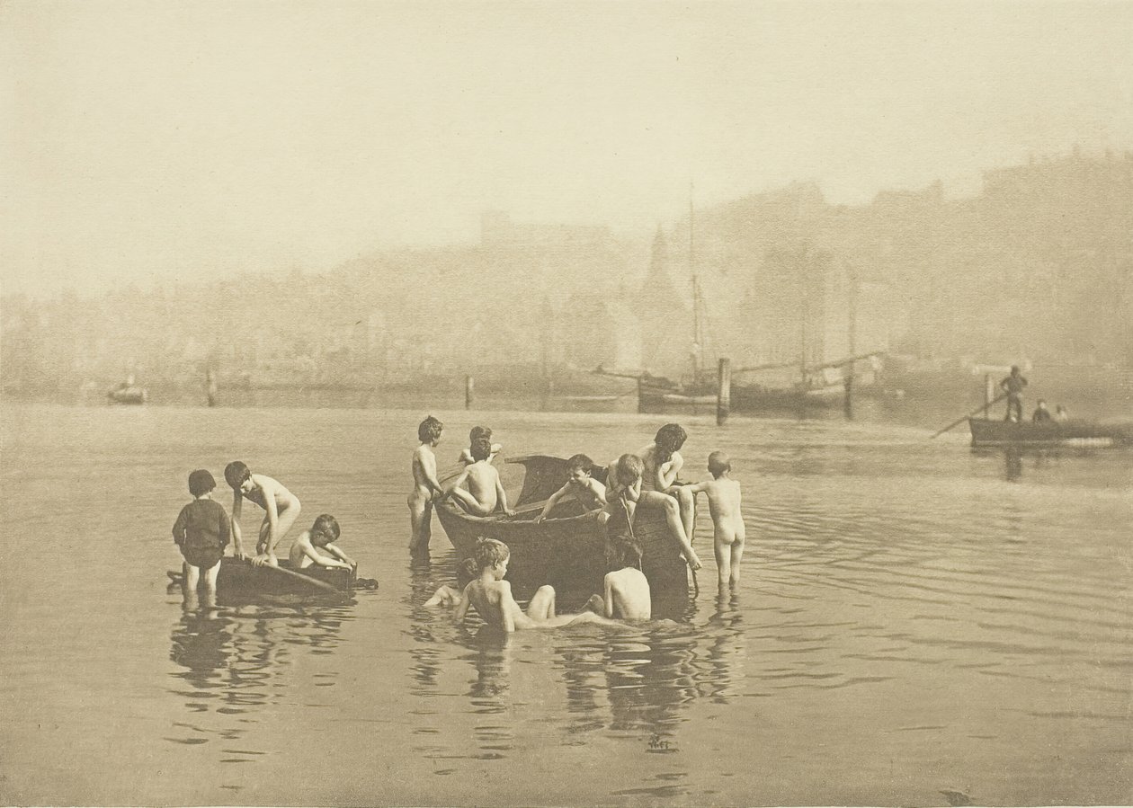Water Rats, 1886, tryckt juli 1991. av Frank Meadow Sutcliffe