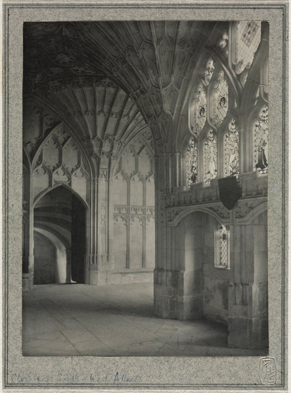 Gloucester Cathedral - Cloisters: South and West Alleys, ca. 1900. av Frederick Henry Evans
