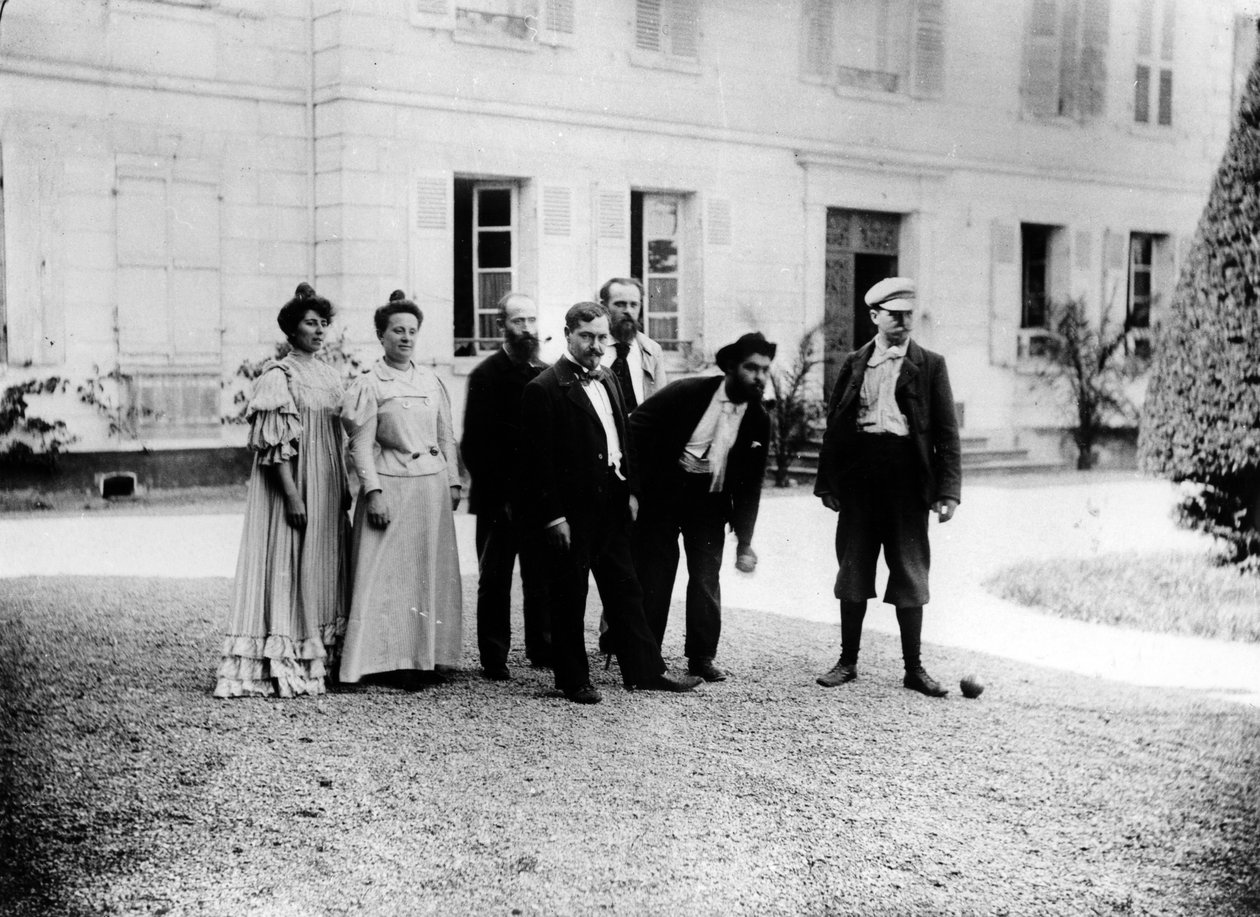 En omgång petanque på Le Relais, familjen Natansons hem i Villeneuve-sur-Yonne, ca. 1899 av French Photographer