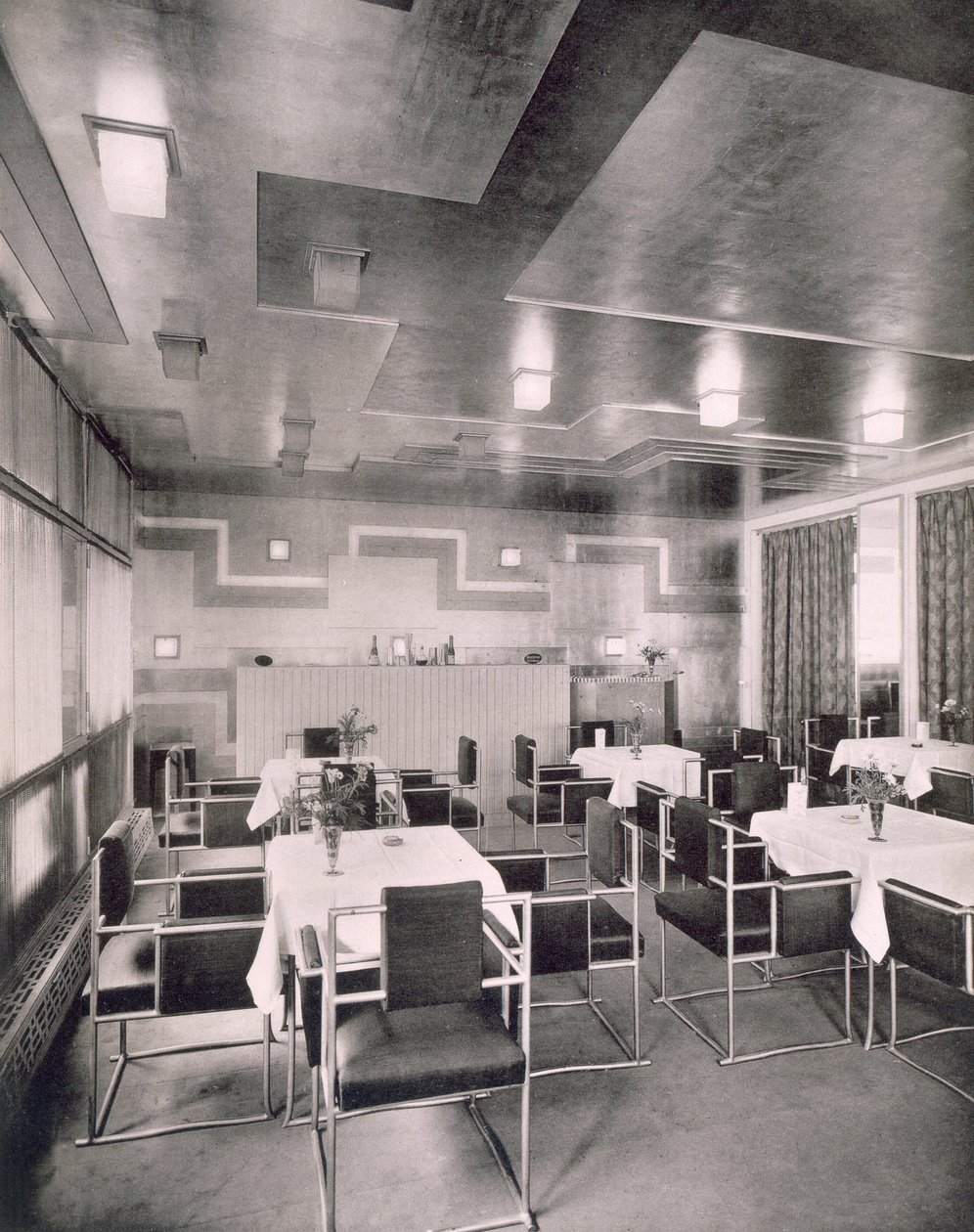 Ett terum i Robert Belys butik, designad av arkitekten Pierre Patout, 1920-talet av French Photographer