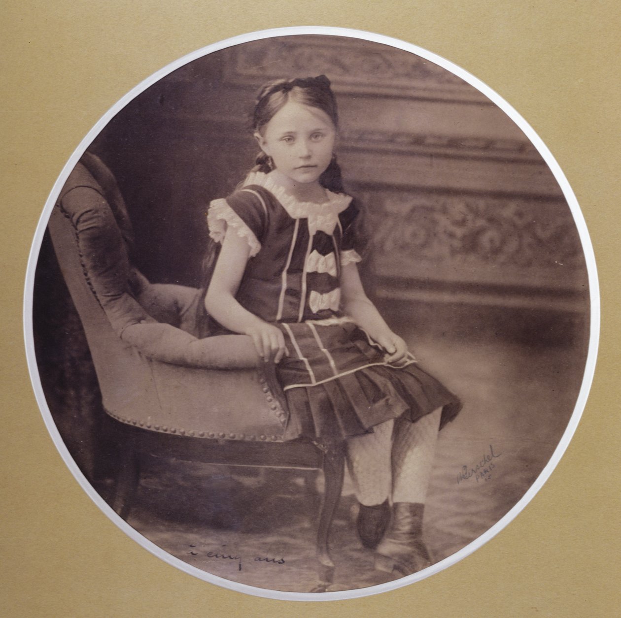 Colette vid 5 års ålder, 1878 av French Photographer