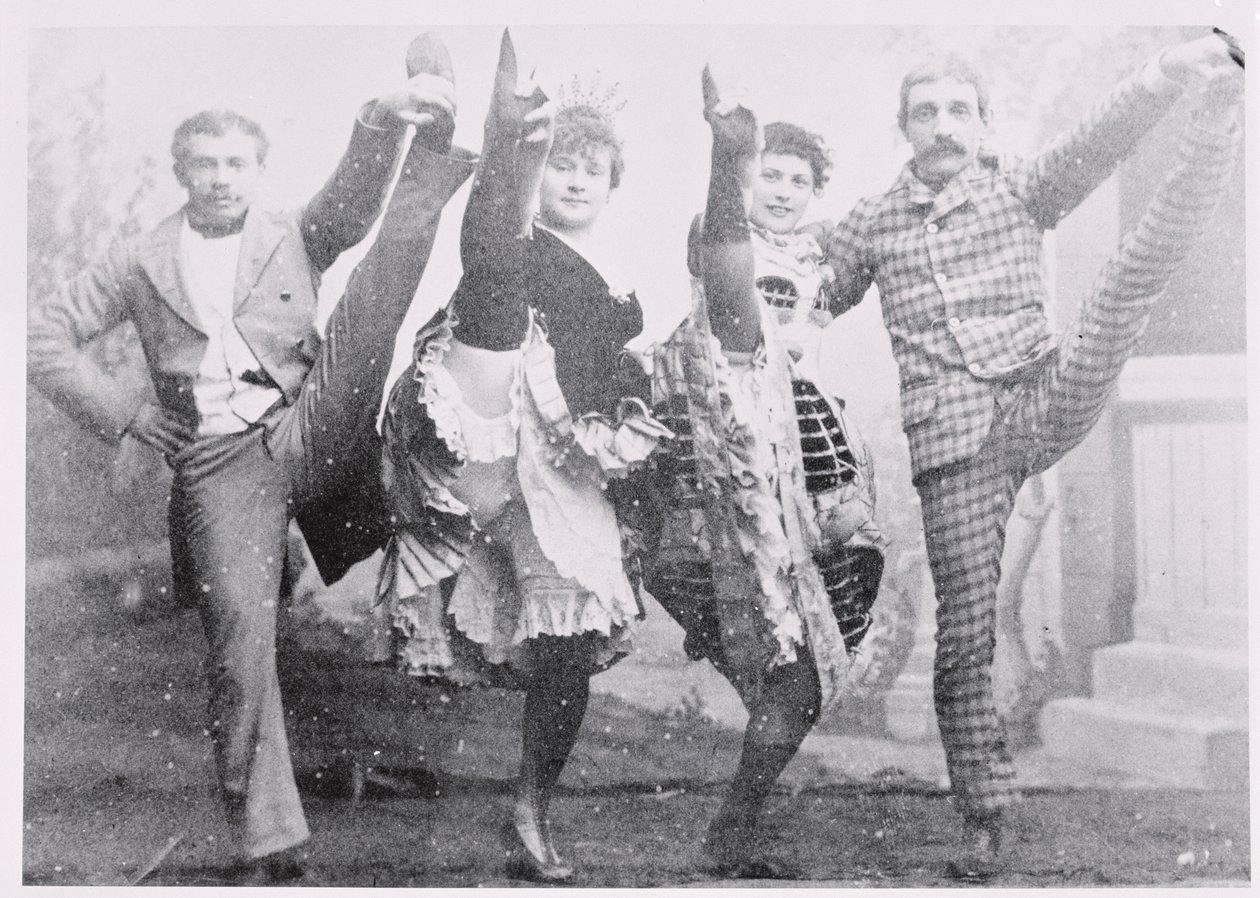 Dancing the Can-Can, sent 1800-tal av French Photographer